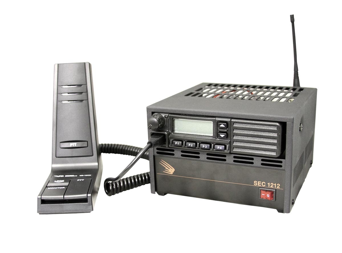 Motorola CM300D VHF Mobile Radio - Digital/Analog
